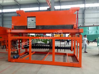 4米整槽式發酵翻拋機